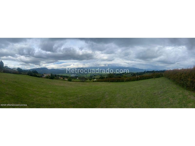 Lote en Venta, Altos De Yerbabuena, Chía - Más