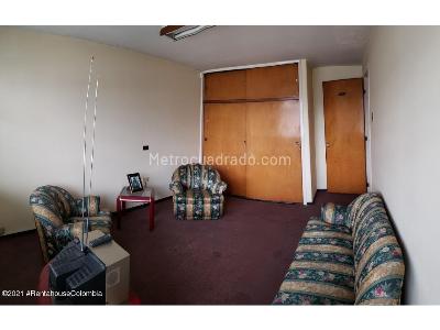 Casa de 5 alcobas en venta en La Aurora, Bogotá, 156 m² · foto 2 de 10