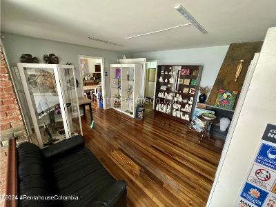 Casa de 5 alcobas en arriendo en Chapinero, Bogotá, 659 m² · foto 12 de 20