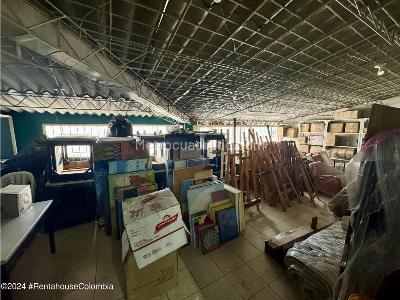 Casa de 5 alcobas en arriendo en Chapinero, Bogotá, 659 m² · foto 15 de 20
