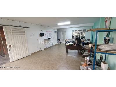 Casa de 5 alcobas en venta en Maria Paz, Bogotá, 288 m² · foto 6 de 19