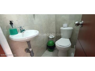 Casa de 5 alcobas en venta en Maria Paz, Bogotá, 288 m² · foto 13 de 19