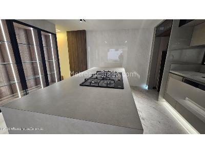 Casa de 4 alcobas en venta en Cedro Golf, Bogotá, 235 m² · foto 12 de 20