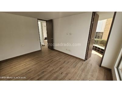 Casa de 4 alcobas en venta en Cedro Golf, Bogotá, 235 m² · foto 20 de 20