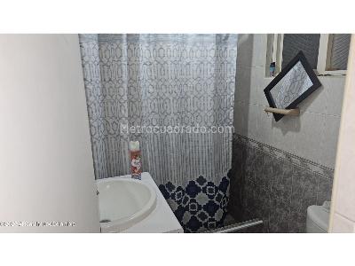 Casa de 5 alcobas en venta en Canaima, Bogotá, 72 m² · foto 6 de 7
