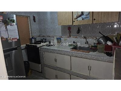 Casa de 5 alcobas en venta en Canaima, Bogotá, 72 m² · foto 7 de 7