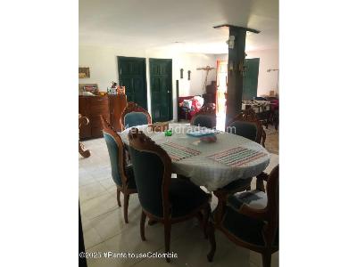 Casa de 5 alcobas en venta en El Darien, Cali, 250 m² · foto 7 de 20