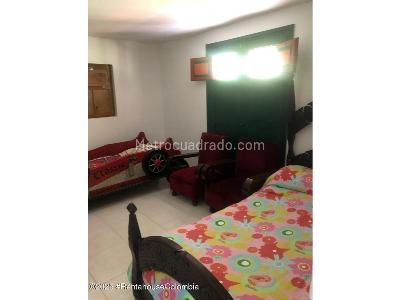 Casa de 5 alcobas en venta en El Darien, Cali, 250 m² · foto 10 de 20