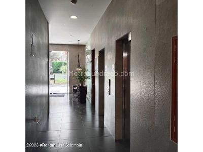 Apartamento de 1 alcoba en arriendo en Cedritos, Bogotá, 51 m² · foto 3 de 20