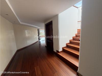 Apartamento de 5 alcobas en venta en Santa Barbara Alta, Bogotá, 380 m² · foto 4 de 20