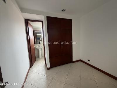 Apartamento de 5 alcobas en venta en Santa Barbara Alta, Bogotá, 380 m² · foto 10 de 20
