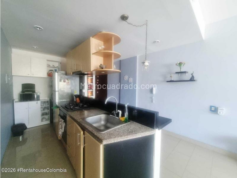 Piso – Cartagena de Indias, Dique - Más