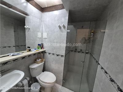 Casa de 5 alcobas en venta en Las Margaritas Usaquen, Bogotá, 385 m² · foto 19 de 19