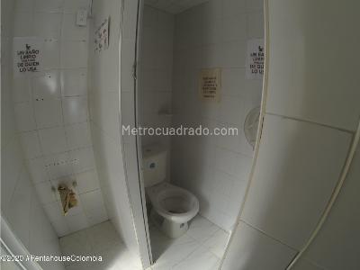 Casa de 3 alcobas en arriendo en Normandia, Bogotá, 320 m² · foto 14 de 20