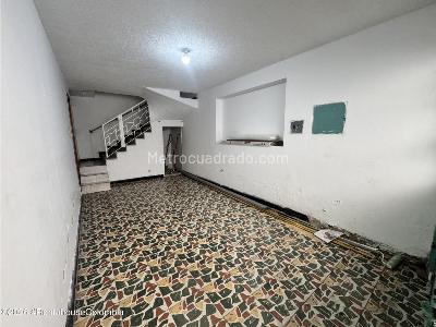 Casa de 5 alcobas en venta en Santa Matilde, Bogotá, 274 m² · foto 11 de 20