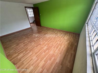 Casa de 5 alcobas en venta en Santa Matilde, Bogotá, 274 m² · foto 14 de 20
