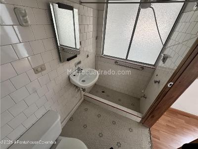 Casa de 5 alcobas en venta en Santa Matilde, Bogotá, 274 m² · foto 15 de 20