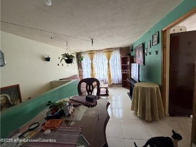 Casa de 5 alcobas en venta en San Antonio Norte, Bogotá, 389 m² · foto 5 de 20