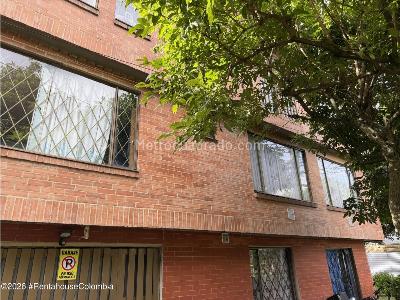 Casa de 5 alcobas en venta en San Antonio Norte, Bogotá, 389 m² · foto 10 de 20