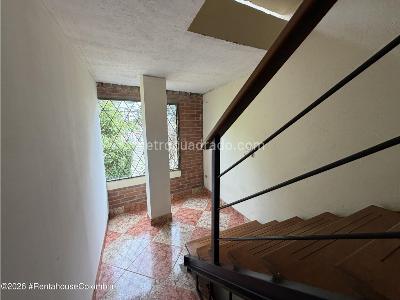 Casa de 5 alcobas en venta en San Antonio Norte, Bogotá, 389 m² · foto 12 de 20