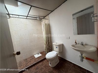 Casa de 5 alcobas en venta en San Antonio Norte, Bogotá, 389 m² · foto 16 de 20