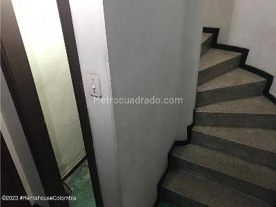 Casa de 4 alcobas en venta en Lago Gaitan, Bogotá, 480 m² · foto 10 de 20