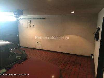 Casa de 4 alcobas en venta en Lago Gaitan, Bogotá, 480 m² · foto 18 de 20
