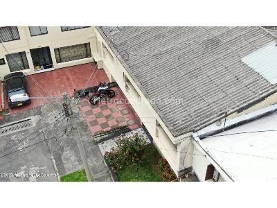 Casa de 4 alcobas en venta en Lago Gaitan, Bogotá, 480 m² · foto 19 de 20