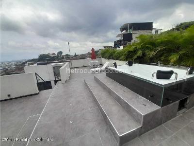 Casa de 2 alcobas en venta en San Antonio, Cali, 240 m² · foto 17 de 19