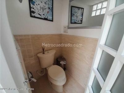 Casa de 3 alcobas en venta en Santa Teresita, Cali, 439 m² · foto 13 de 20