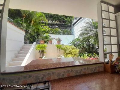 Casa de 3 alcobas en venta en Santa Teresita, Cali, 439 m² · foto 16 de 20