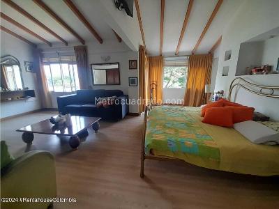 Casa de 3 alcobas en venta en Santa Teresita, Cali, 439 m² · foto 20 de 20