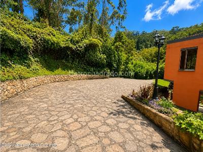 Casa de 5 alcobas en venta en Floresta De La Sabana, Bogotá, 440 m² · foto 4 de 20