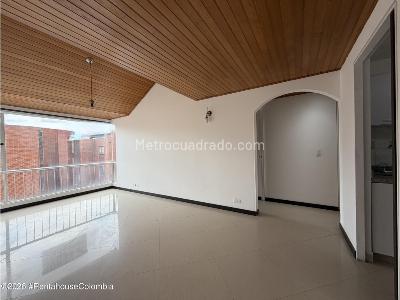 Apartamento de 2 alcobas en venta en Mirandela, Bogotá, 68 m² · foto 4 de 15