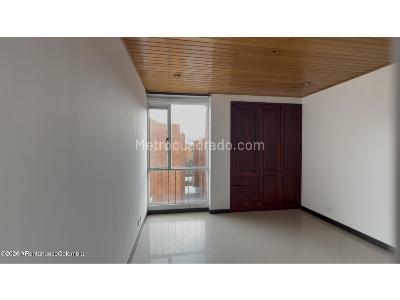 Apartamento de 2 alcobas en venta en Mirandela, Bogotá, 68 m² · foto 10 de 15