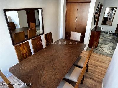 Apartamento de 3 alcobas en venta en El Lago, Bogotá, 146 m² · foto 5 de 20
