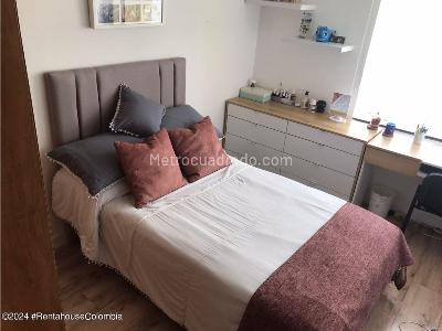 Apartamento de 3 alcobas en venta en El Lago, Bogotá, 146 m² · foto 8 de 20