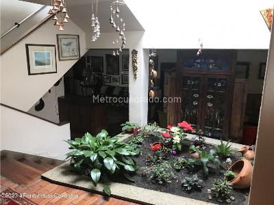 Casa de 3 alcobas en venta en El Lago, Bogotá, 480 m² · foto 4 de 20