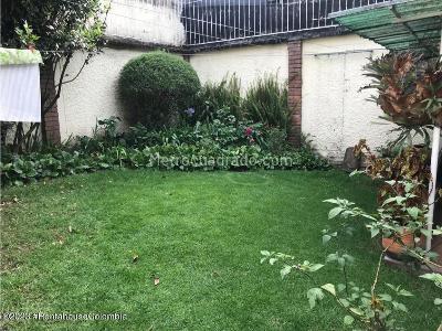 Casa de 3 alcobas en venta en El Lago, Bogotá, 480 m² · foto 10 de 20