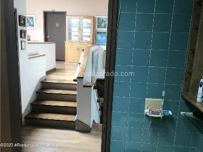 Casa de 3 alcobas en venta en El Lago, Bogotá, 480 m² · foto 19 de 20