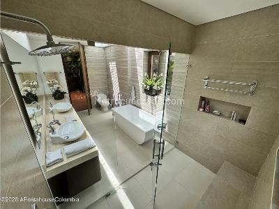 Casa de 3 alcobas en venta en Vereda Santa Isabel De Potosi, Bogotá, 494 m² · foto 16 de 20