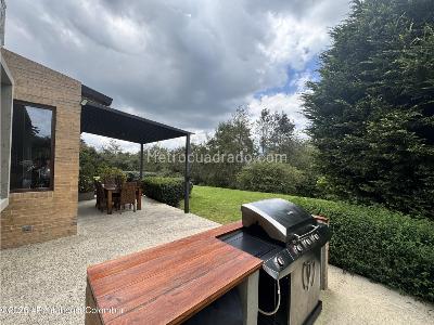 Casa de 3 alcobas en venta en Vereda Santa Isabel De Potosi, Bogotá, 494 m² · foto 17 de 20