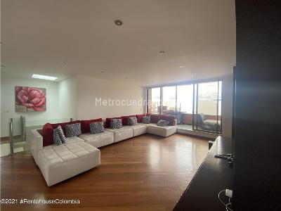 Apartamento de 5 alcobas en arriendo en Santa Barbara Central, Bogotá, 420 m² · foto 8 de 20