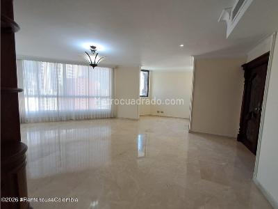 Apartamento de 4 alcobas en arriendo en Alto Prado, Barranquilla, 474 m² · foto 8 de 20