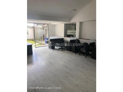 Casa de 1 alcoba en arriendo en El Contador, Bogotá, 390 m² · foto 4 de 14