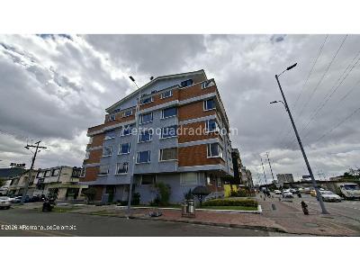 Apartamento de 3 alcobas en venta en Campin Occidental, Bogotá, 110 m² · foto 17 de 20