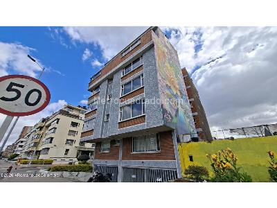 Apartamento de 3 alcobas en venta en Campin Occidental, Bogotá, 110 m² · foto 19 de 20