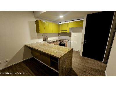Apartamento de 1 alcoba en arriendo en La Macarena, Bogotá, 54 m² · foto 3 de 20