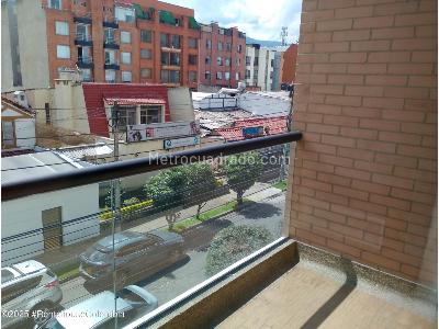 Apartamento de 3 alcobas en venta en El Batán, Bogotá, 86 m² · foto 16 de 20