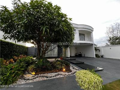 Casa de 5 alcobas en arriendo en Bocono, Cúcuta, 246 m² · foto 5 de 20